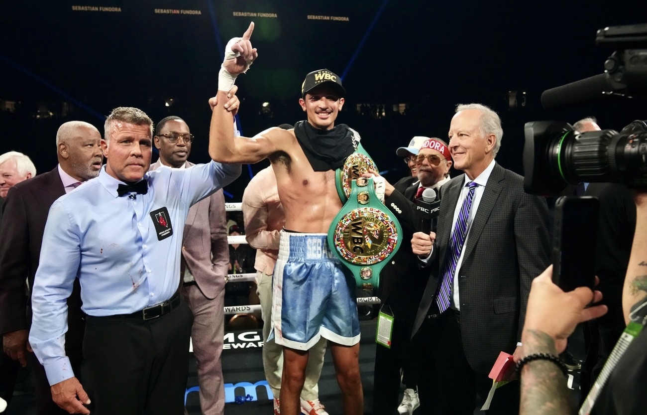 Fundora-Ennis Unification Delayed as Mandatory Defense Pushes Mega Fight to 2027